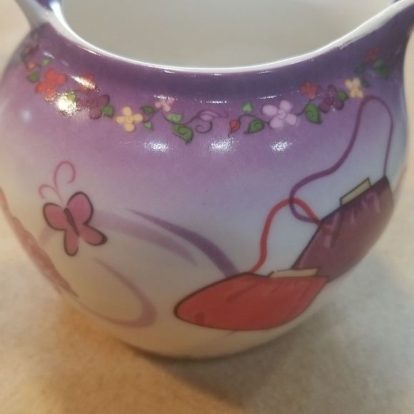 Tea Time Paul Cardew Design Red Hat Society Porcelain Sugar w/Lid & Creamer Set - Picture 7 of 15